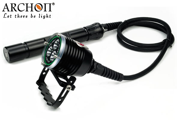 Max 3000lm Underwater 100m Waterproof LED Torches