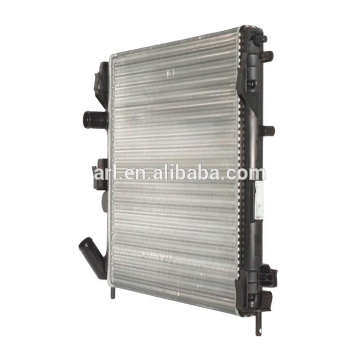 радиатор автомобиля renault renault car radiator