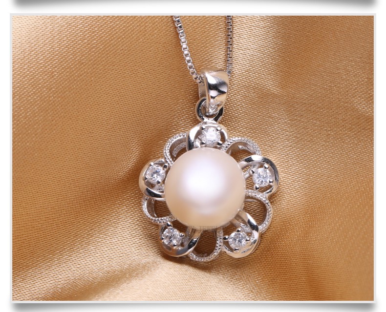 New Arrival Latest Design 10-11mm AAA Bread Round Real Freshwater Pearl Pendant