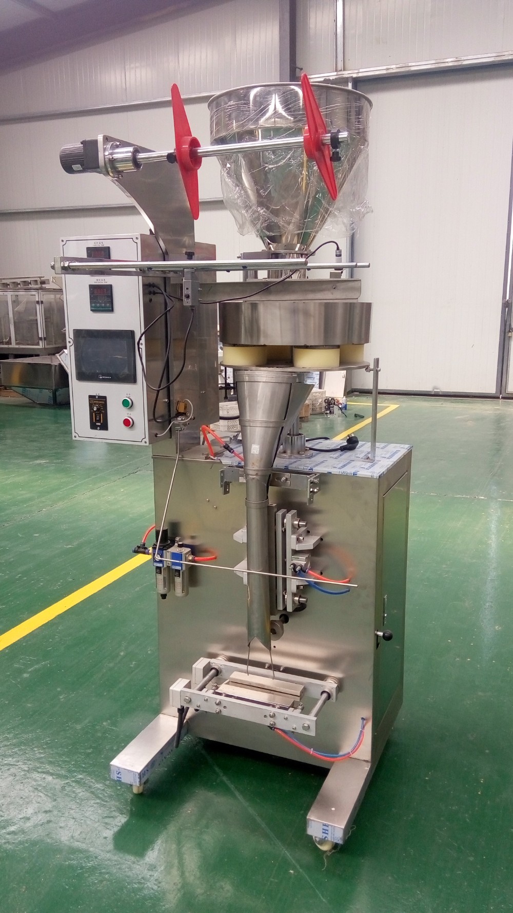 GQK-1000 packing machine