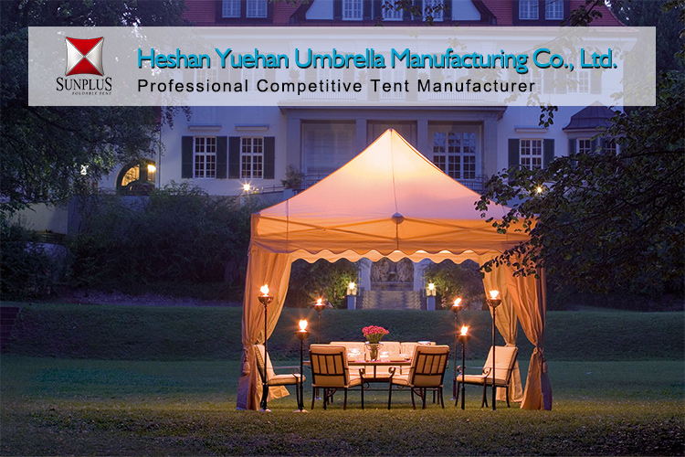 Outdoor folding tent with window