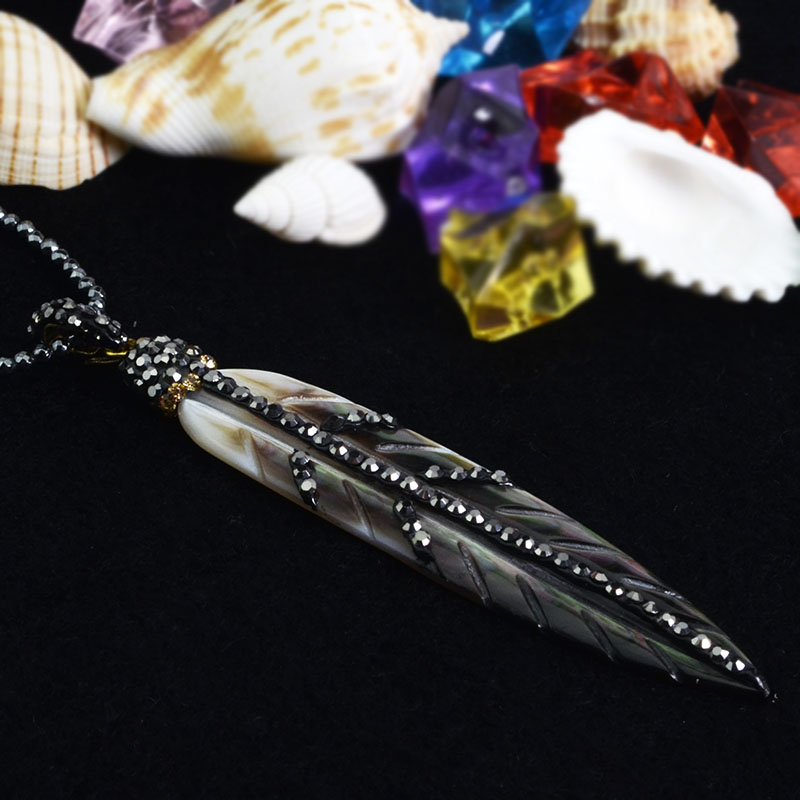 Natural Shell Hollow out Carved Leaves Pendants, Crystal Rhinestone Pendant for Women Necklace