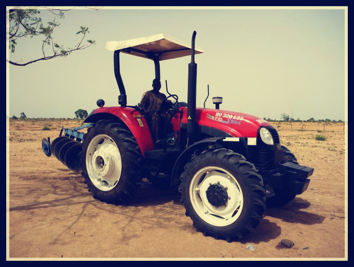 New Small Four Wheel Tractor/Farm Tractor