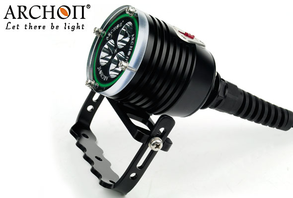 Max 3000lm Underwater 100m Waterproof LED Torches