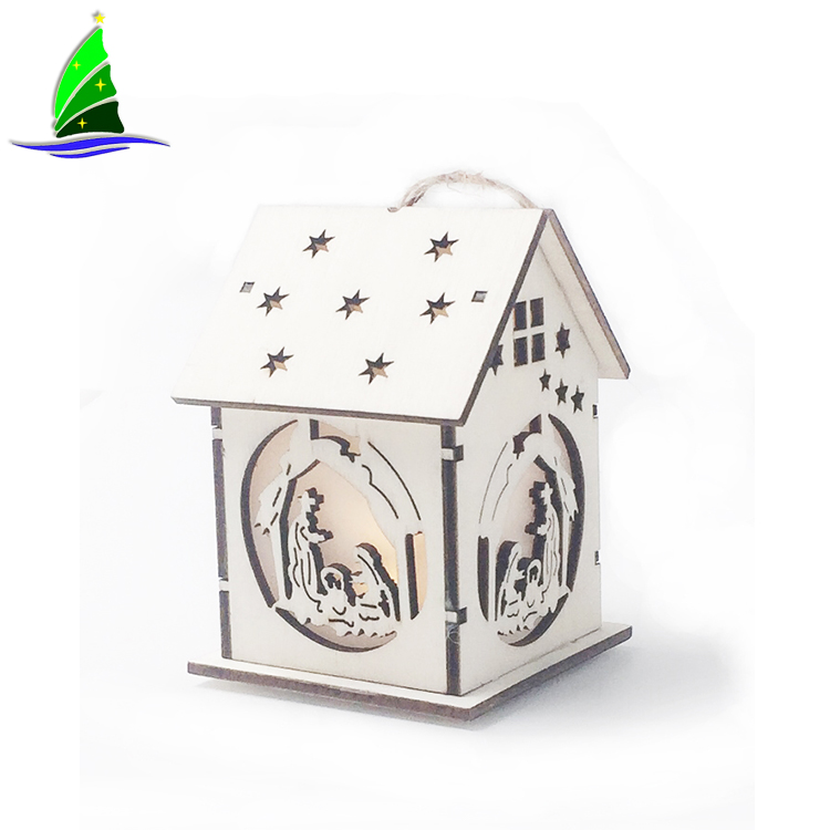 Árvore de Natal bonito da casa de madeira Cute Wood House Christmas Tree