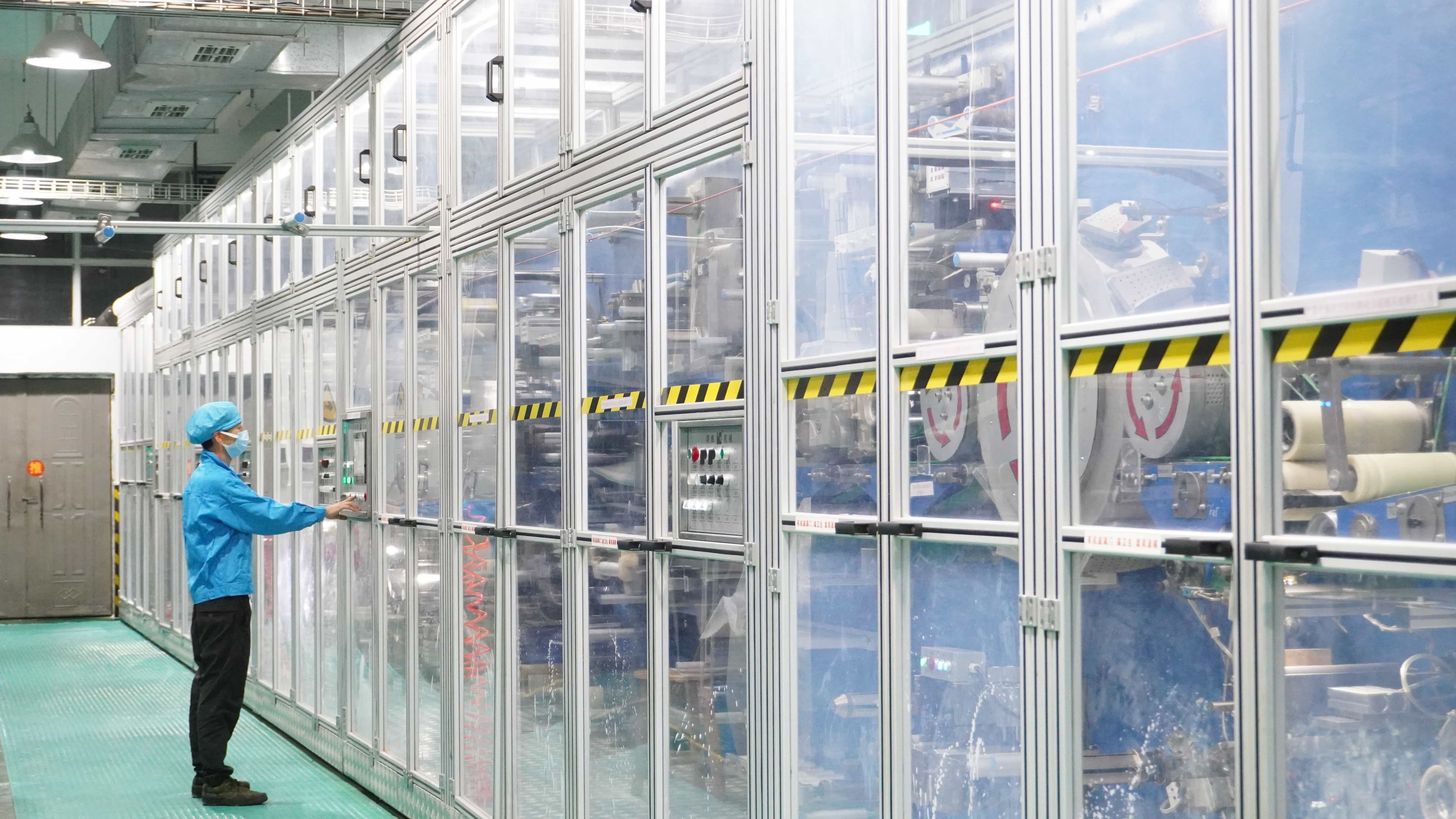 Fully enclosed modern manufacturing shop