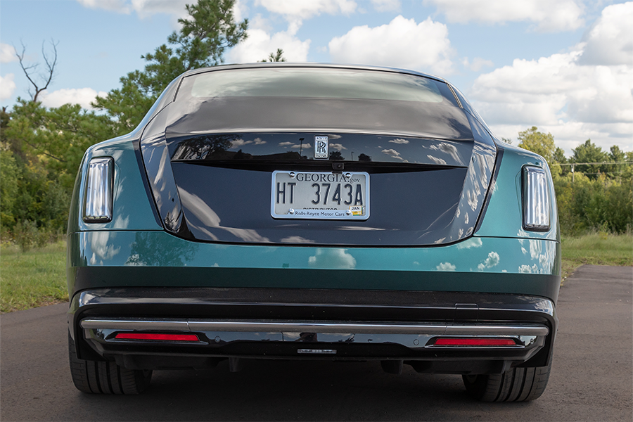 2024 Rolls-Royce Spectre | Foto oleh Christian Lantry
