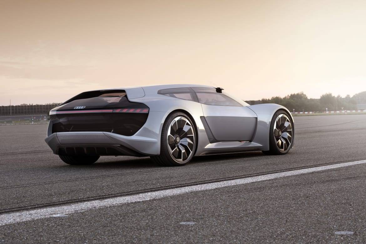 Audi_pb_18_etron_concept.jpg