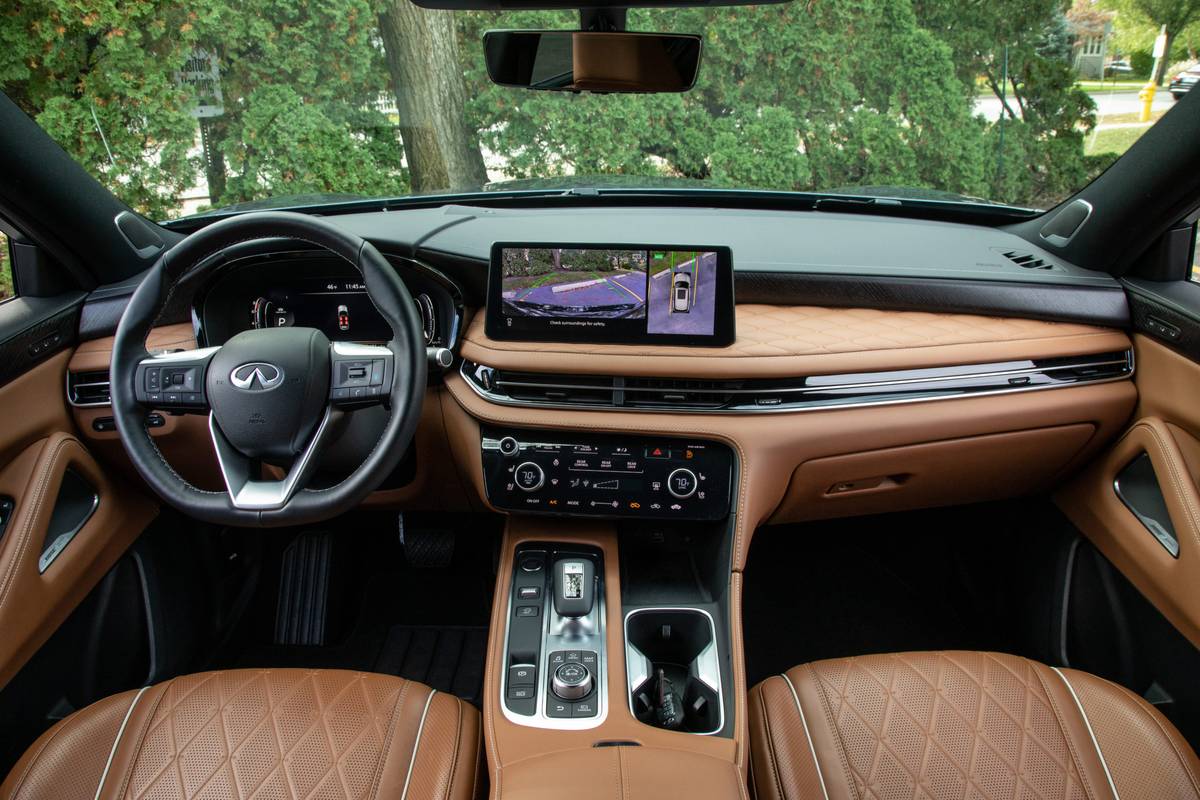 Infiniti-QX60-2021-13-डैशबोर्ड-सामने-पंक्ति-इनफोटेनमेंट-सिस्टम-इंटरनर-स्टीयरिंग-व्हील-एसयूवी