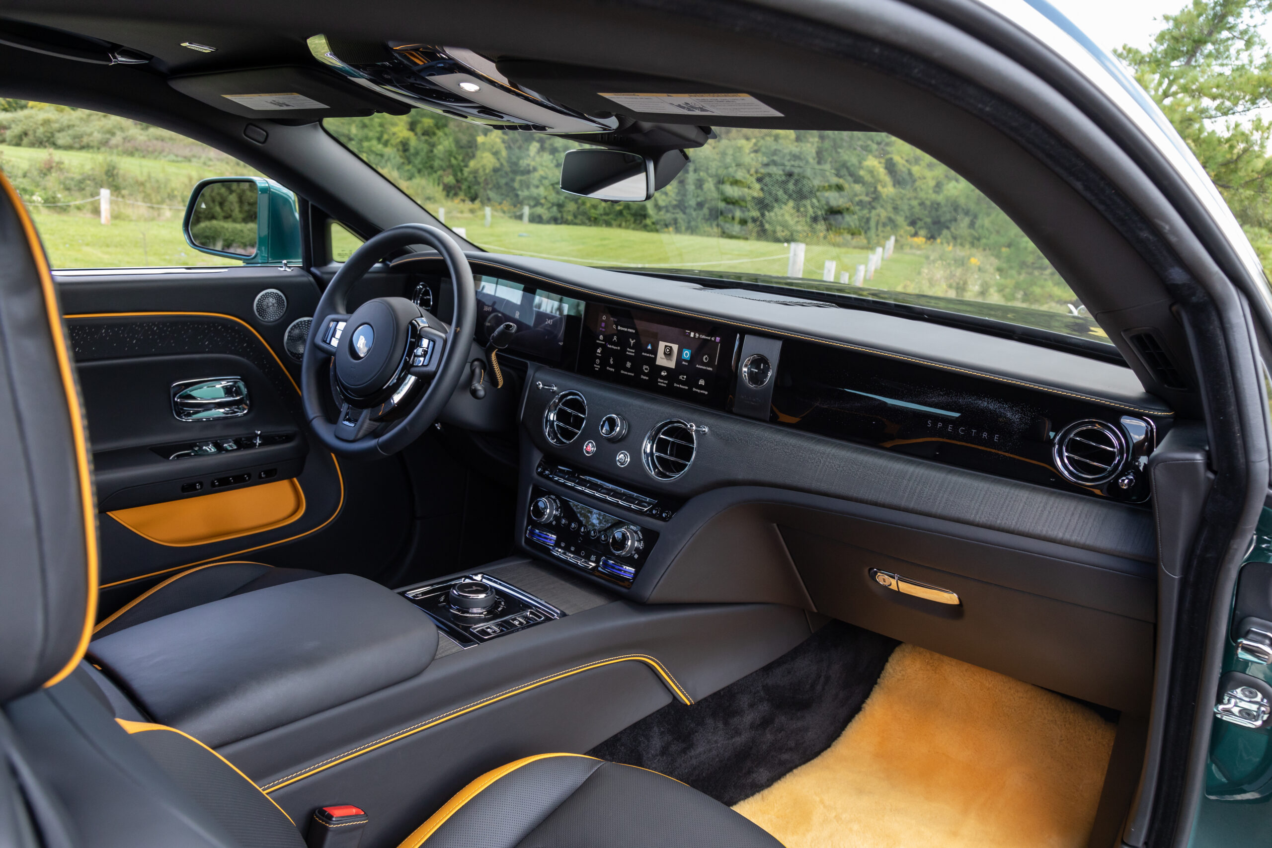 2024 Rolls-Royce Spectre | Foto oleh Christian Lantry
