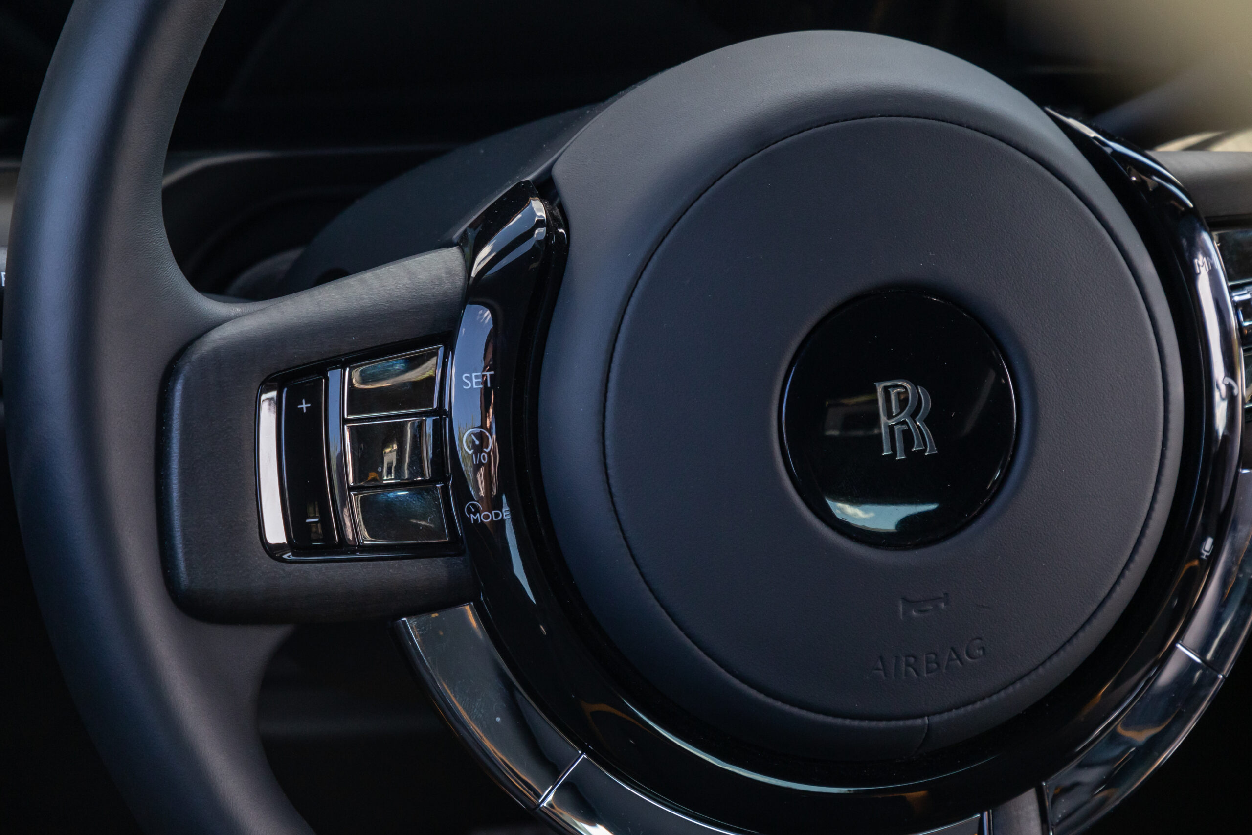 2024 Rolls-Royce Spectre | Foto oleh Christian Lantry