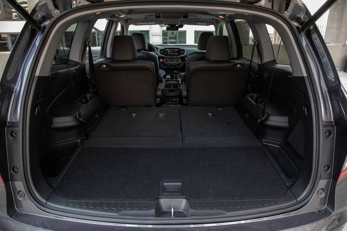 honda-pilot-2020-52-folding-seats--interior--trunk.jpg