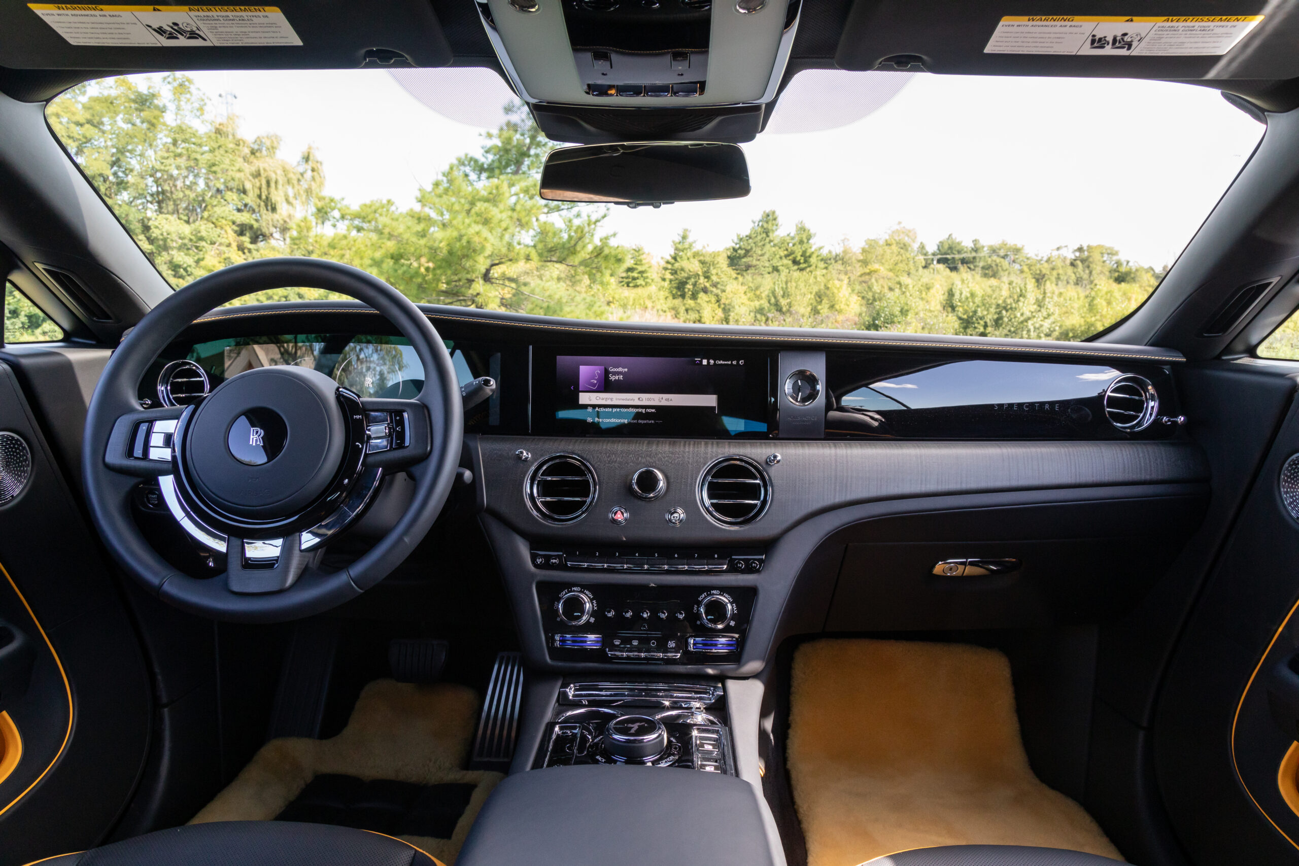 2024 Rolls-Royce Spectre | Foto oleh Christian Lantry