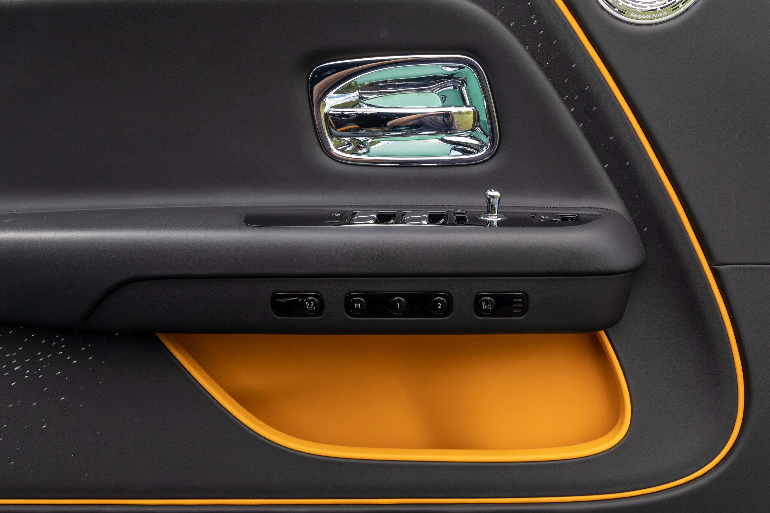 2024 Rolls-Royce Spectre | Foto oleh Christian Lantry