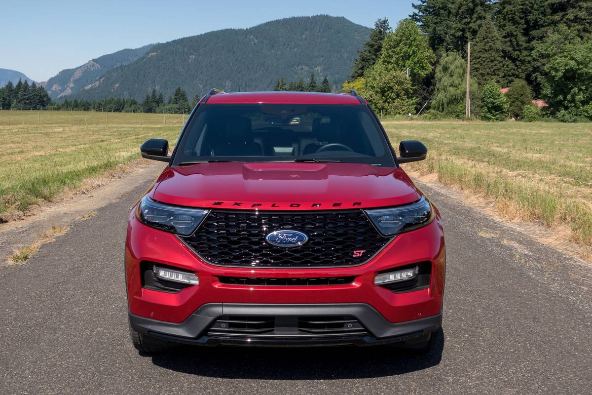 Ford-Explorer-ST-2020-02-Exteriör-front-Red.jpg