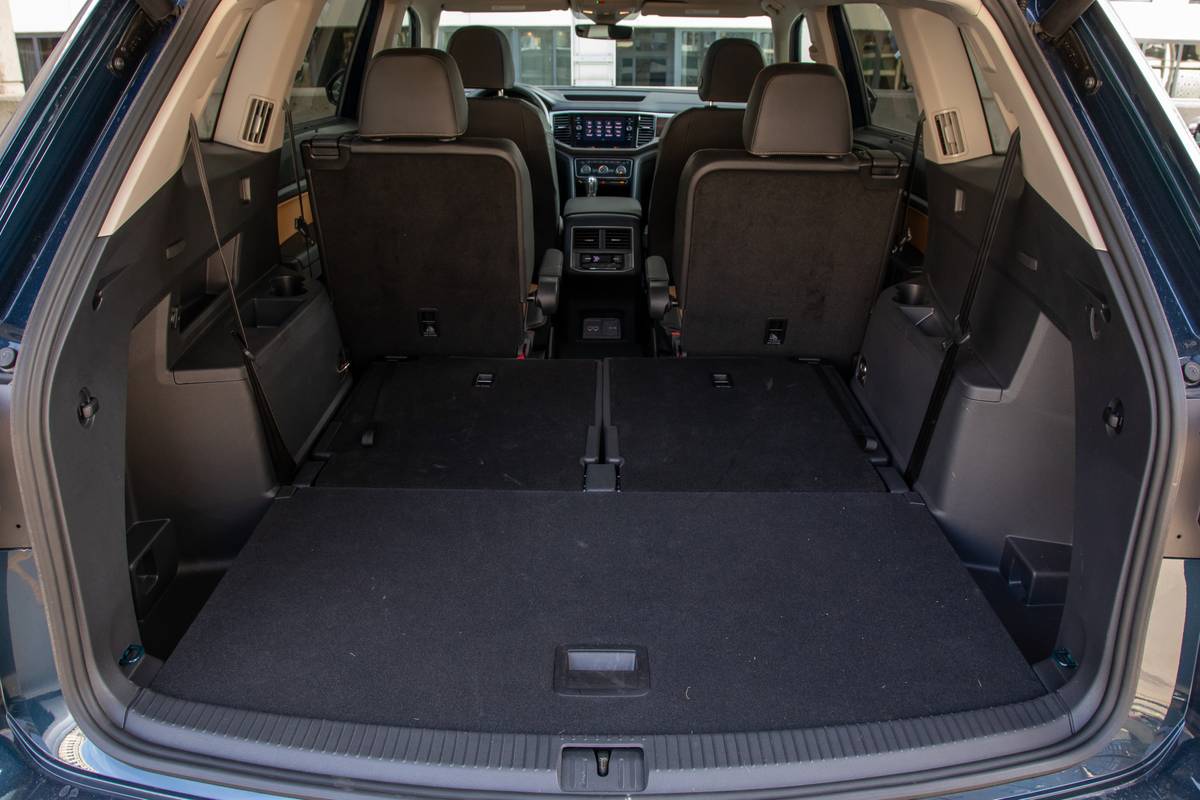 volkswagen-atlas-sel-awd-2019-46-folding-seats--interior--trunk.jpg