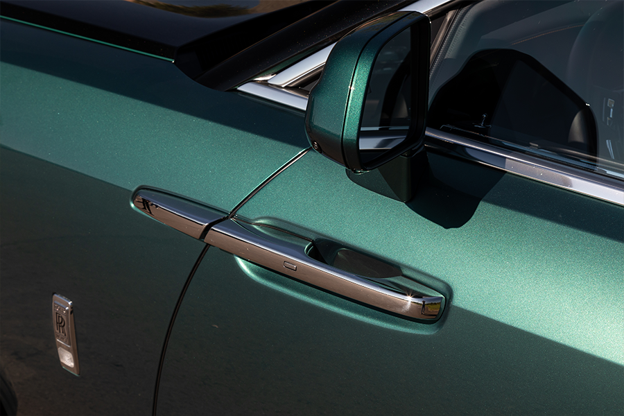 2024 Rolls-Royce Spectre | Foto oleh Christian Lantry