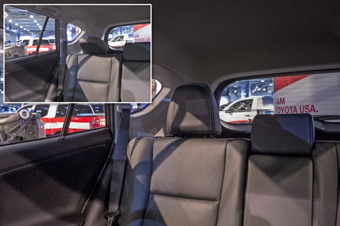Composite_17toyota_rav4_visibility_01.jpg