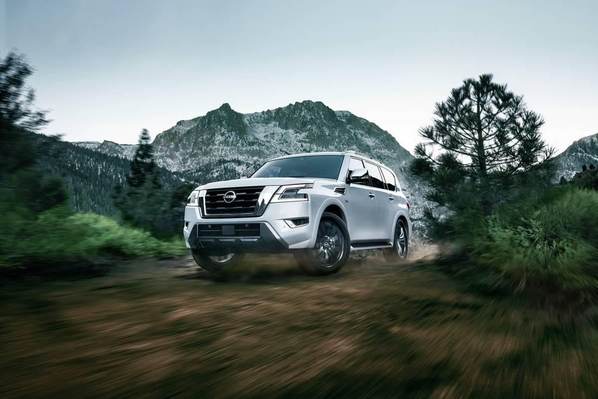 nissan-armada-2023-exterior-oem-01