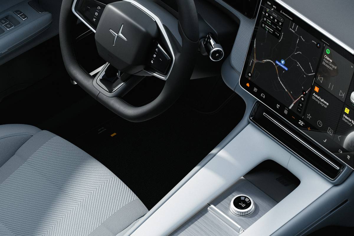 POLESTAR-4-2025-interiör-OEM-16