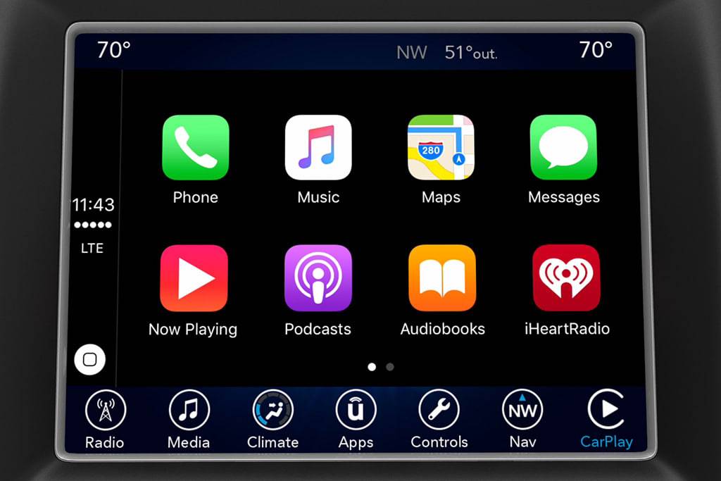 Uconnect_carplay.jpg