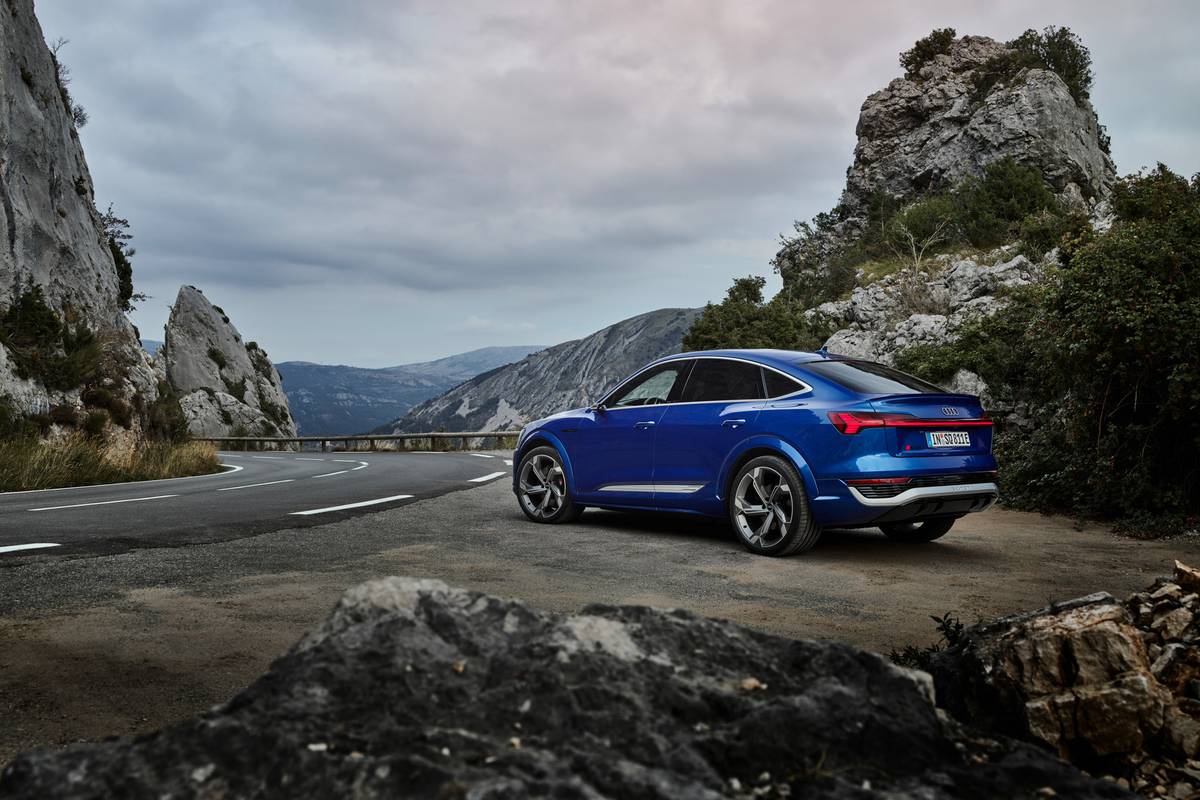 audi-sq8-e-tron-2024-exteriör-oem-02