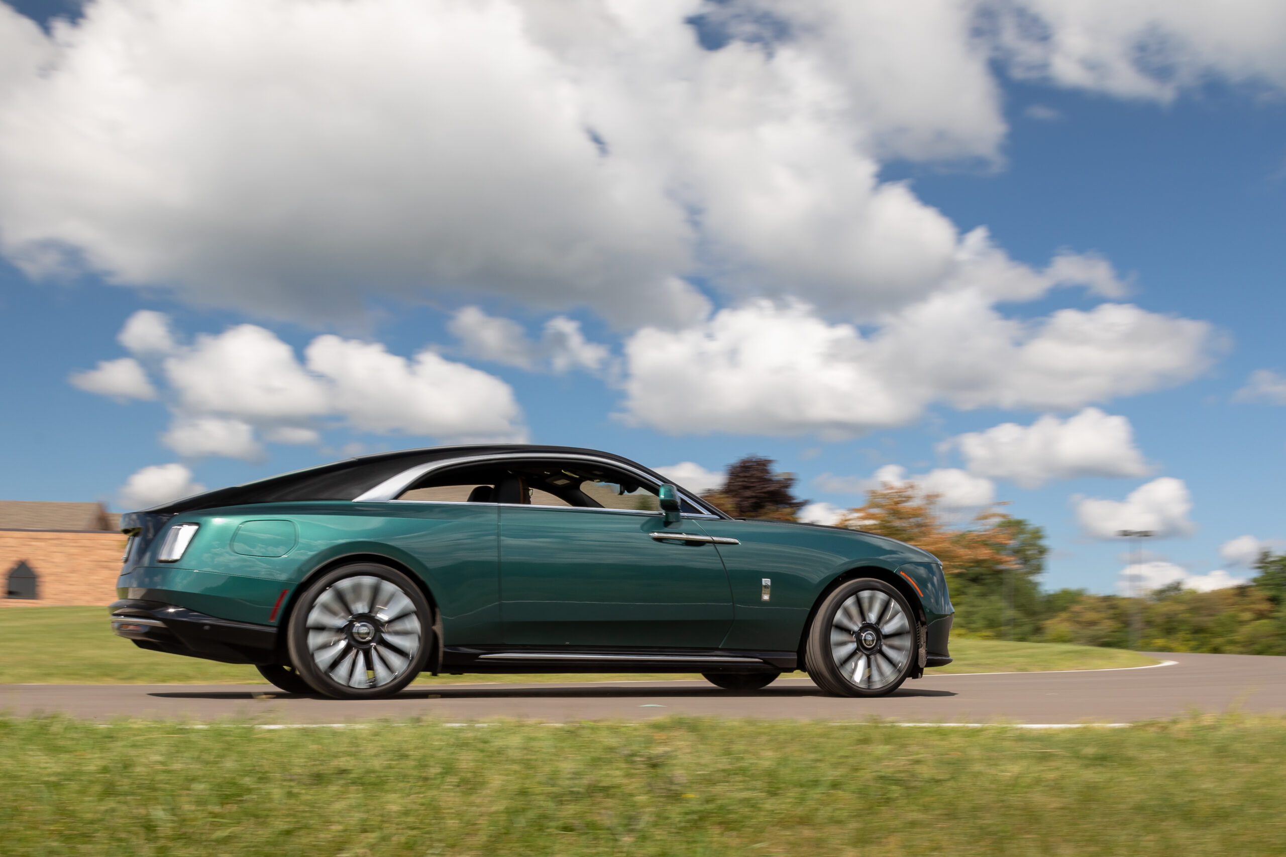 2024 Rolls-Royce Spectre | Foto oleh Christian Lantry