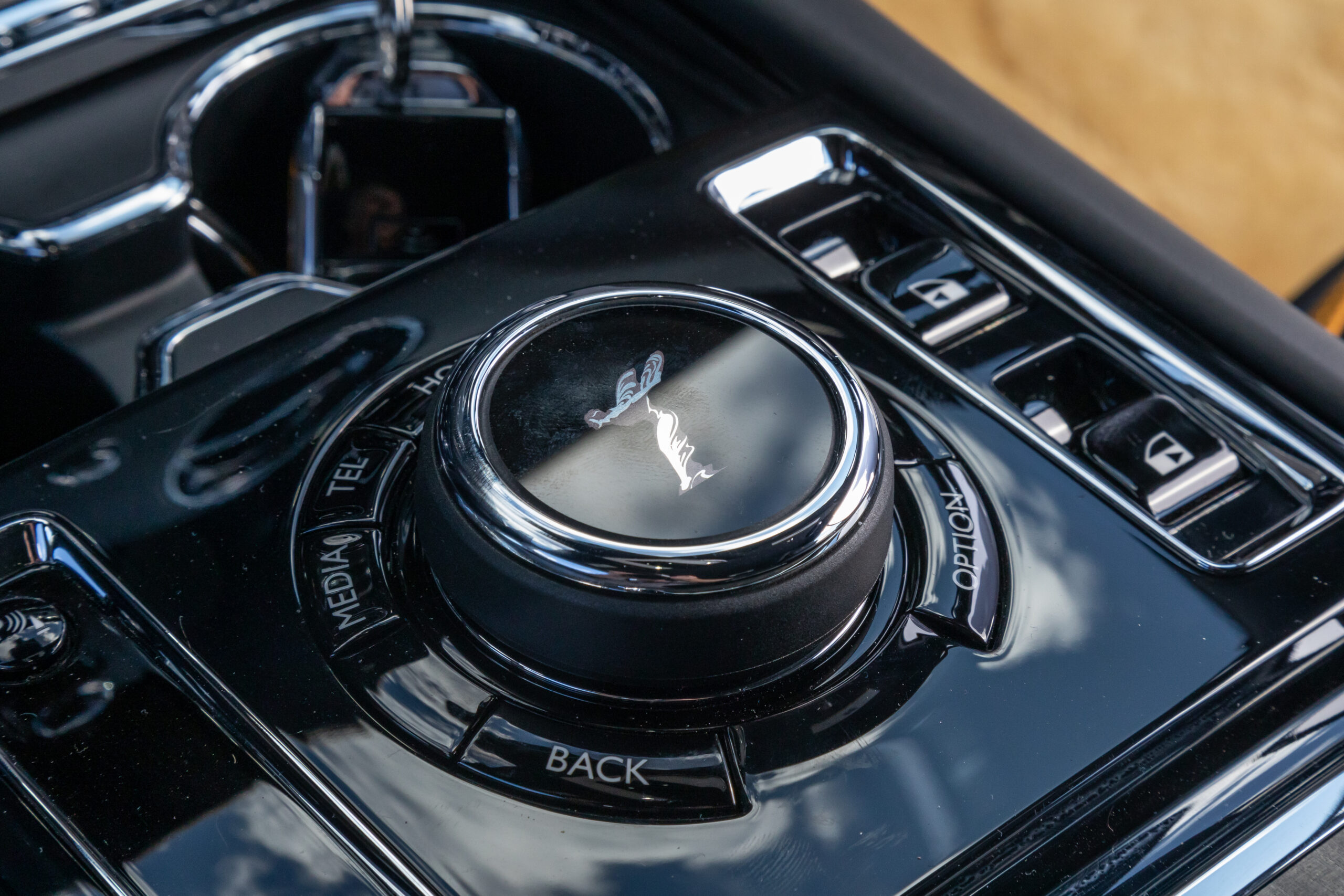 2024 Rolls-Royce Spectre | Foto oleh Christian Lantry