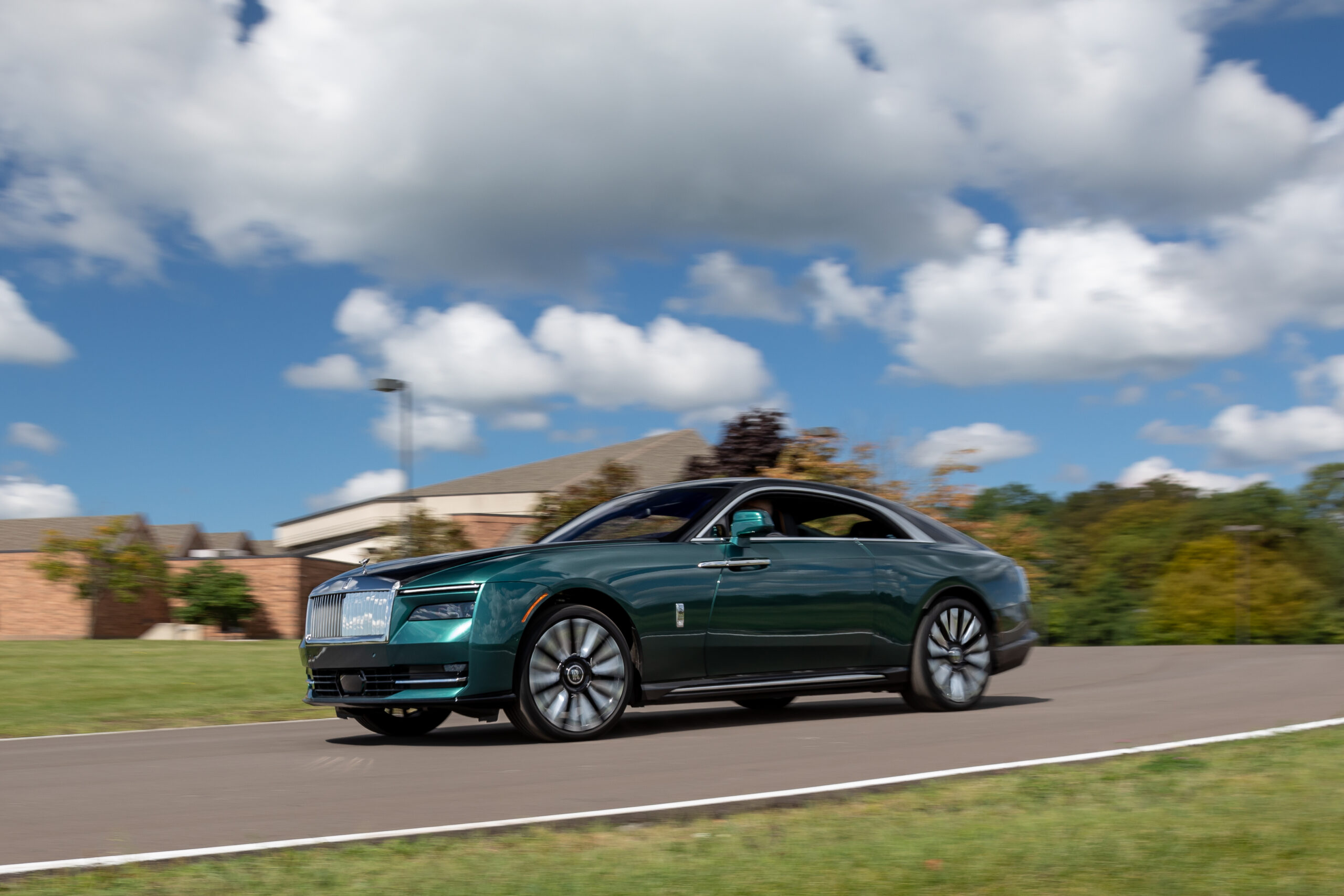 2024 Rolls-Royce Spectre | Foto oleh Christian Lantry