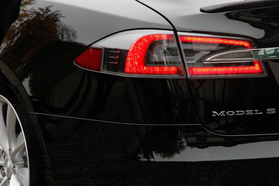 Consumer Reports appelle Tesla à désactiver les fonctionnalités du pilote automatique