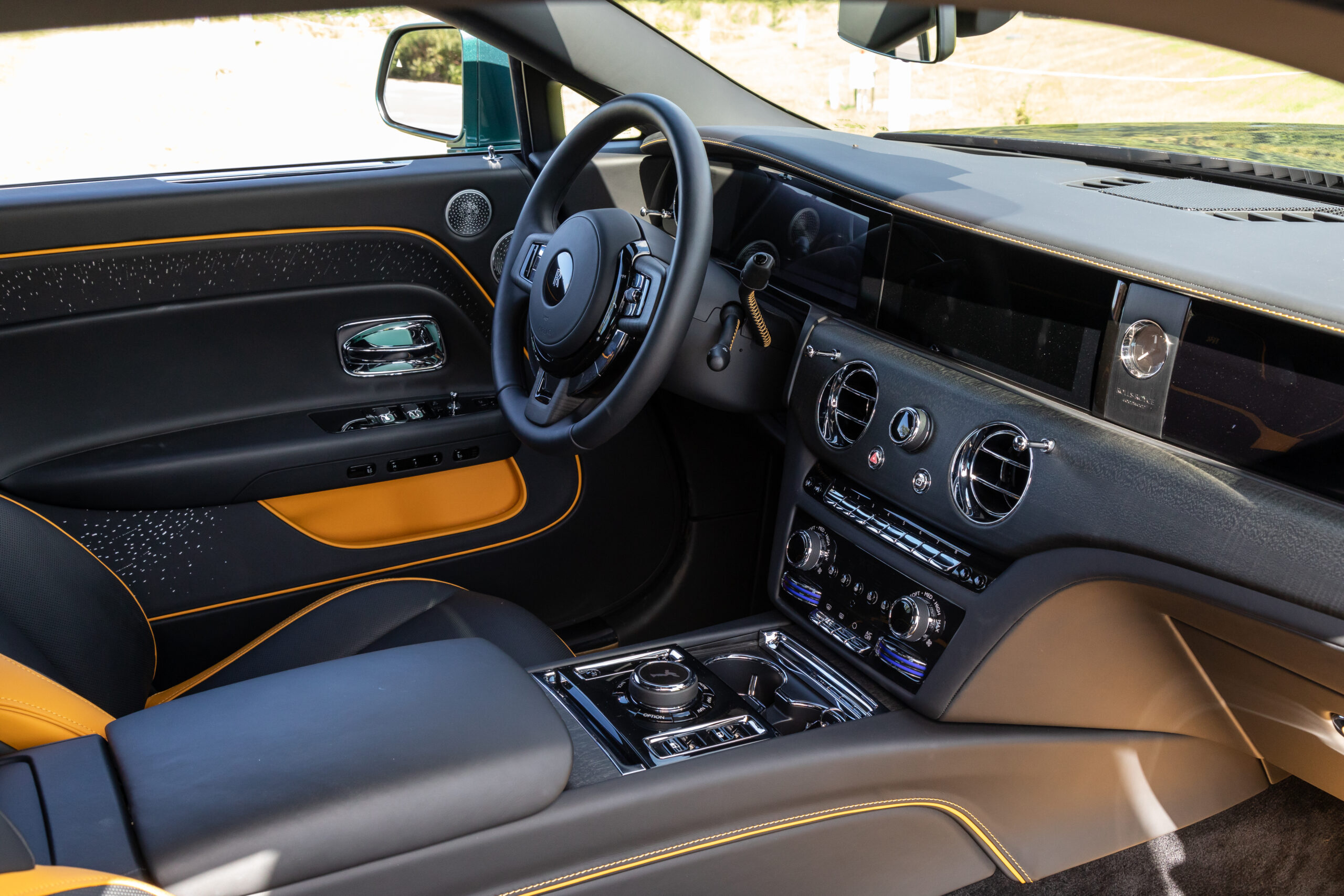 2024 Rolls-Royce Spectre | Foto oleh Christian Lantry
