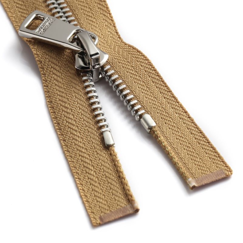 Metal zippers for luggage