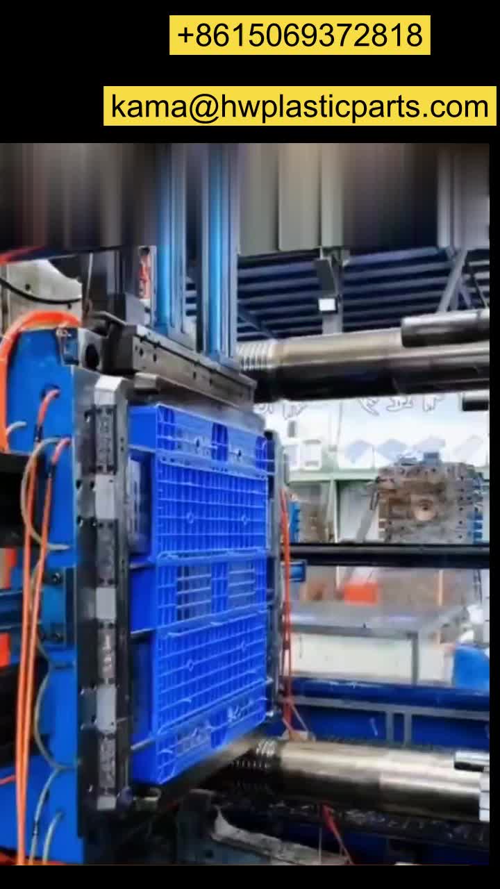 Plastic mesh tray injection molded parts