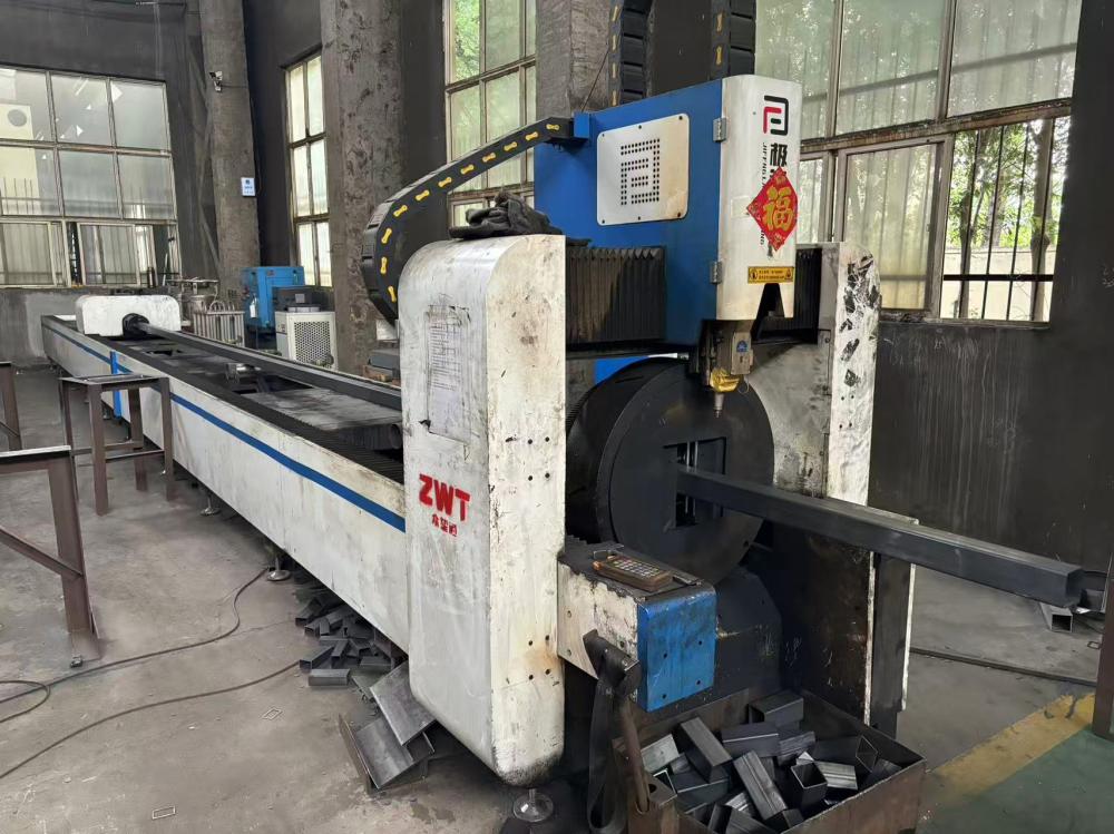 CNC 激光型材下料机