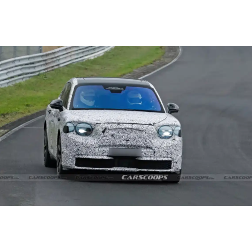 Bentley представляет вторую модель внедорожника, шпионские снимки