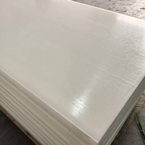 ¿Alguna vez ha observado de cerca la superficie de gruesas láminas de POM?