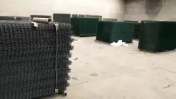 spray Powder Welded Curved Wire Mesh Security Panel Fence1