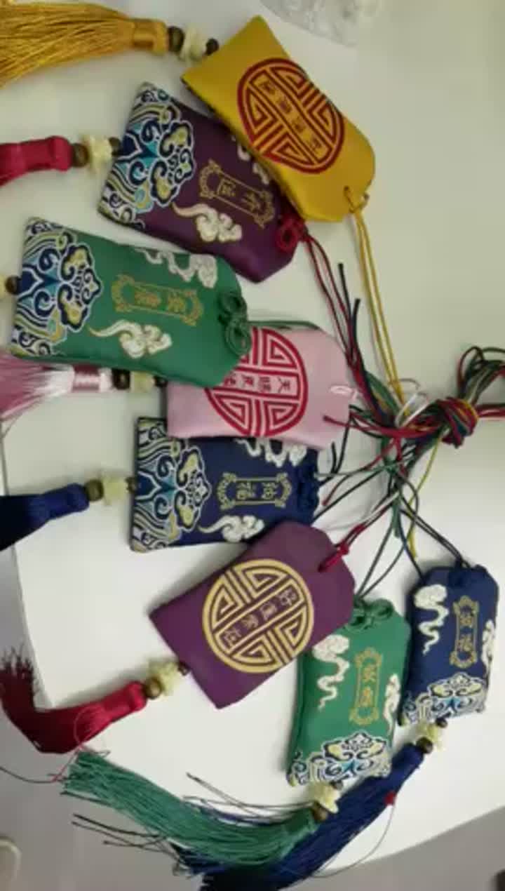 Dvouvrstvý tkaný štítek do auta difuzor