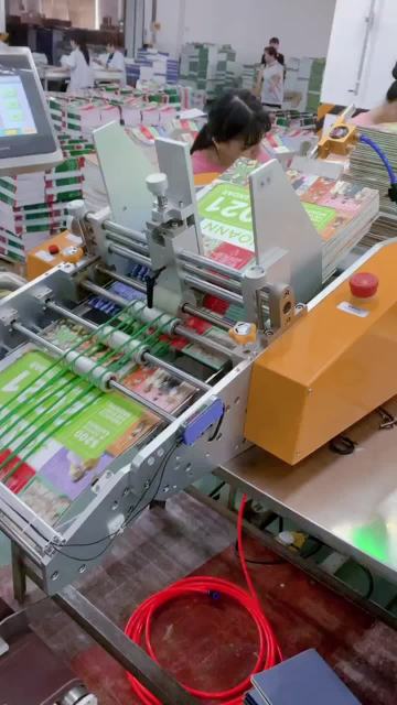 friction feeder and shrink feeder