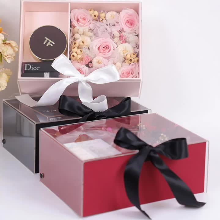 gift box with clear lid