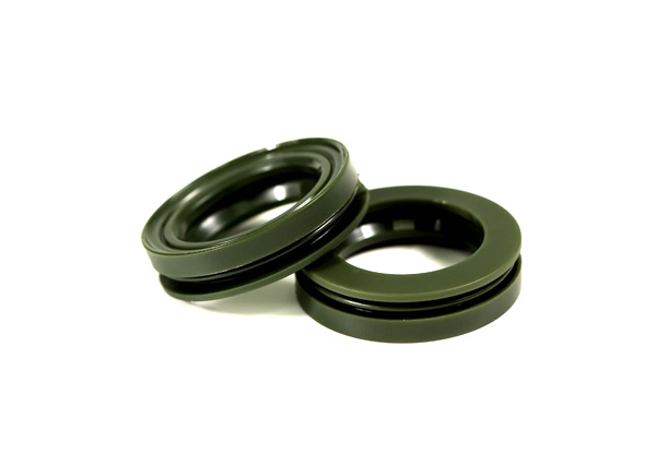 Track link oil seal for excavator