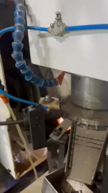 Tapered roller ball base surface grinding machine