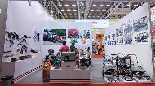 Botuo Plunger Pumps and High Pressure Washers Shown at the Canton Fair