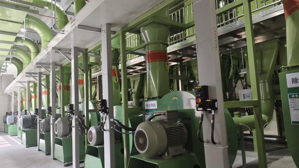 High-efficiency centrifugal fans are used for dust removal in the cigarette bags of Guangdong Tobacc