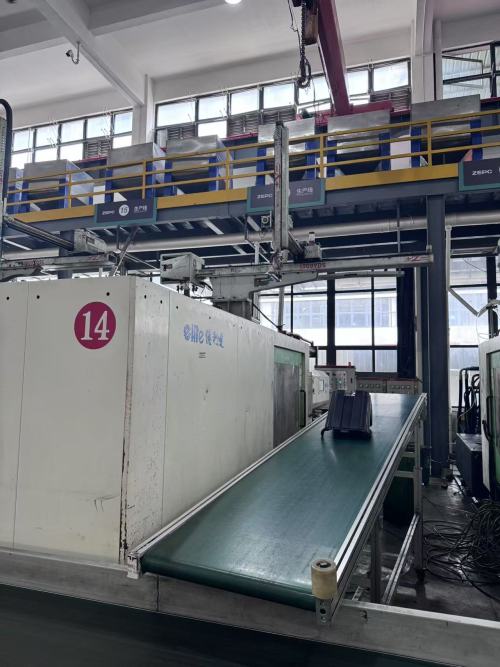 Zhejiang Zhongye Plastic Industry Co., Ltd. amplía su alcance global con contenedores de basura y macetas de plástico certificados y de alta durabilidad