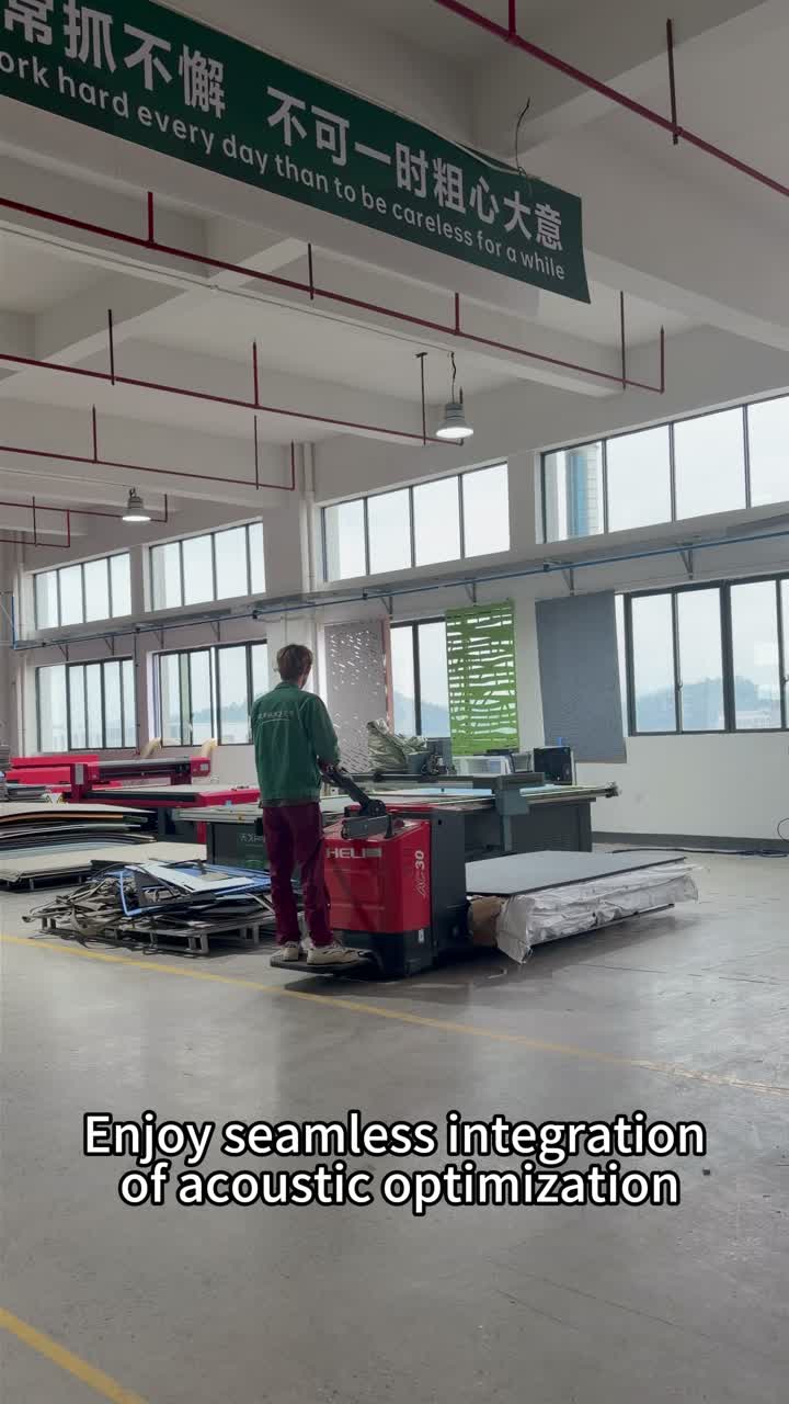 تم تصميم الألواح الصوتية المصنوعة من ألياف البوليستر لامتصاص الصوت بشكل فعال مع إضافة لمسة زخرفية عصرية.