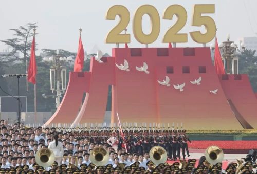 Shock reverberates, walk with glory! Haikuo Industry and Trade pays tribute to the spirit of the 80th anniversary military parade with “Printing Power”!