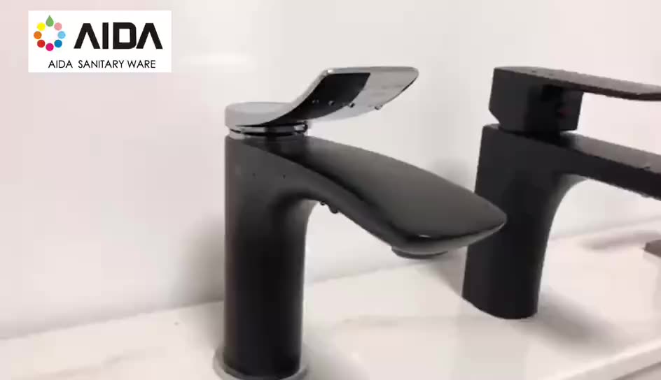 Traditional Wash Hand Basin Faucet