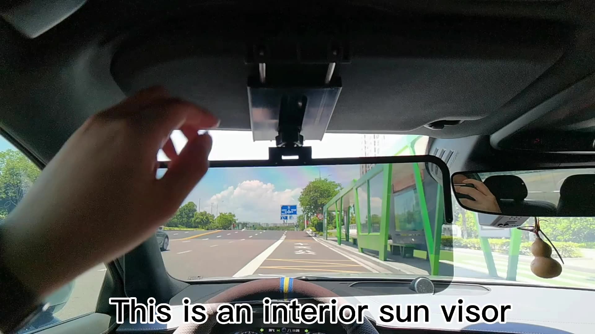 Longyang Car Polarized Light Shield 360 Degree Adjustable Car Sunvisor Wholesale Car Visor Sunshade1