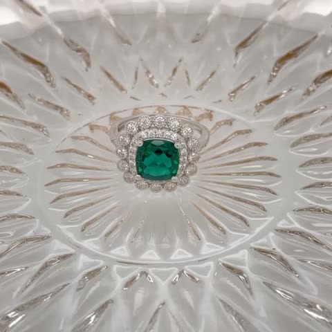 Véritable 925 Anneaux d&#39;émeraude en argent sterling avec des anneaux de pierre précieuse verts pour les femmes Customated Gift1